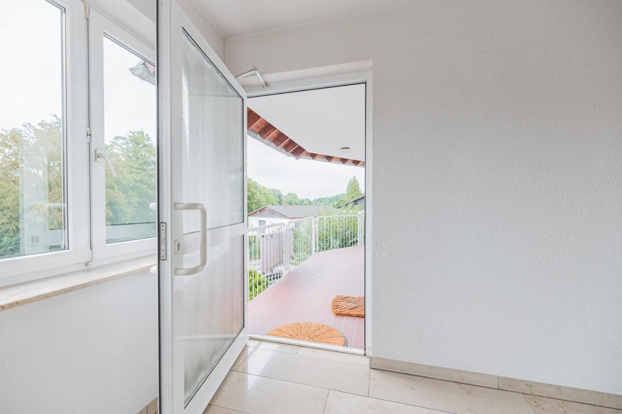 Premium Wohlfuehloase Sinsheim - Business & Privat - Netflix & Disneyplus - Tg - Balkon Exterior foto